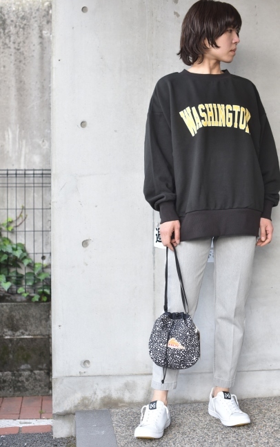 siro UNI SEX:男女兼用★★ College LOGO REVESIBLE BIG SWEAT_d0152280_05272181.jpg