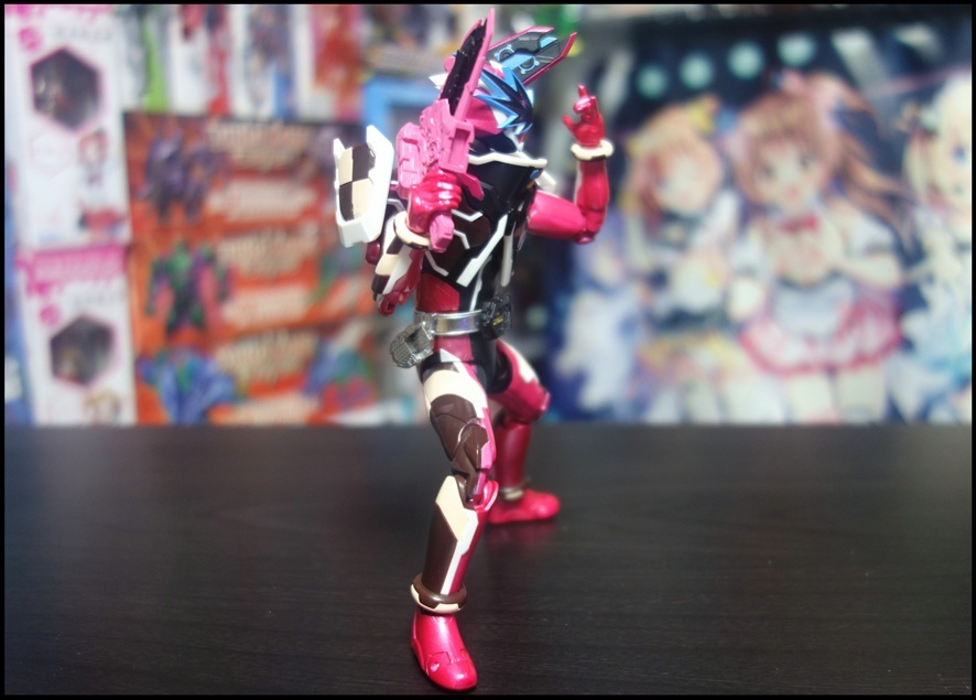 S.H.Figuarts 仮面ライダースラッシュ ヘンゼルナッツと