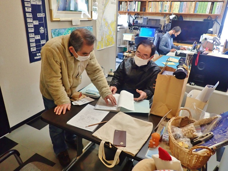 公民館長さんの引継ぎが行われていました_c0336902_21250762.jpg