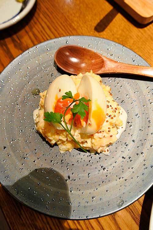 【(山梨グルメ)甲府市「炭・肉と旬野菜Kazan」・・・甲府駅前人気店「くしっちゃ」がリニューアルオープン!!】_a0005436_13465607.jpg