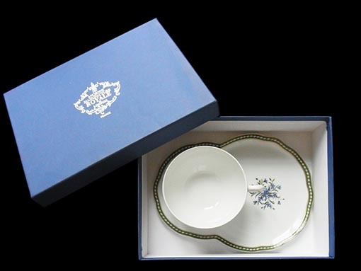 Sold N. マリー・アントワネット王妃の青い花 ブルーエのブーケ