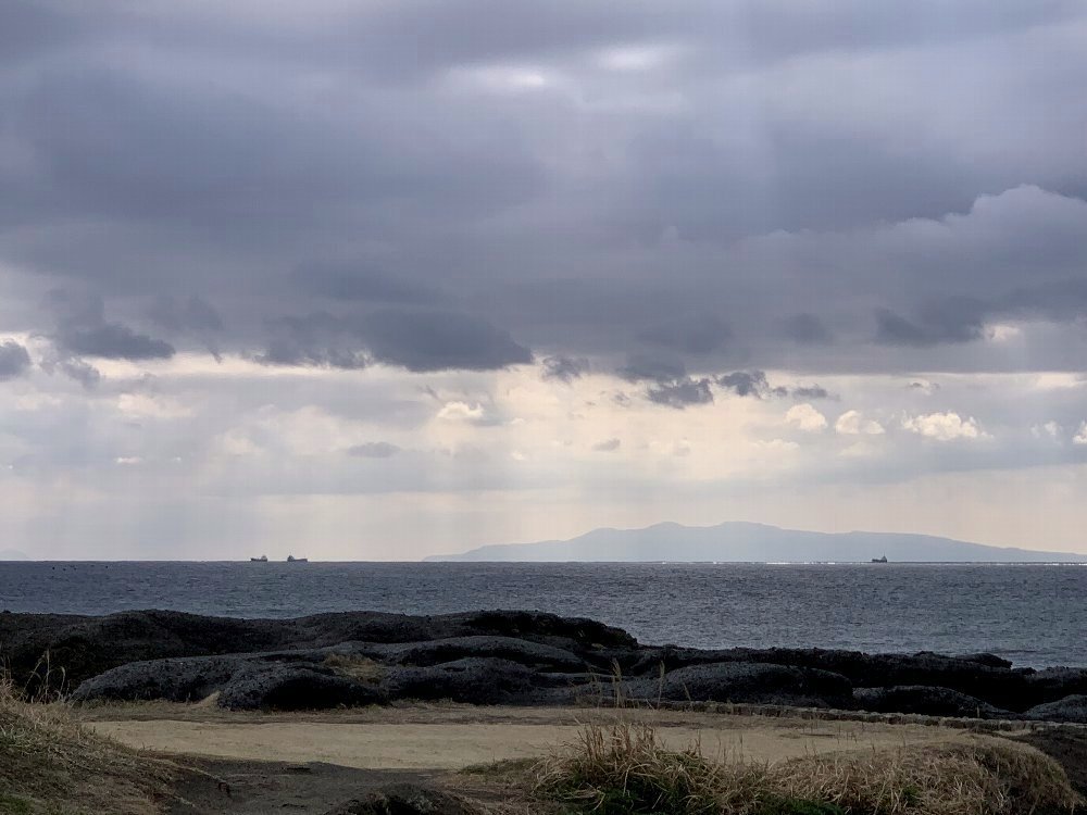☆海辺で貝殻拾い・房総・根本海岸☆_c0092953_10220078.jpg
