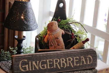 ジンジャーマンのドールと「Gingerbread」のボード_f0161543_12333535.jpg