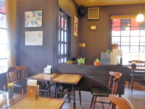 京都・二条城前「喫茶チロル」へ行く。_f0232060_15235675.jpg