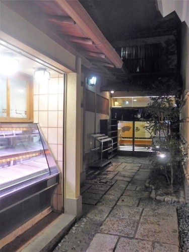 京都・木屋町「モリタ屋」へ行く。_f0232060_15362613.jpg