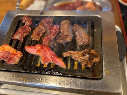 肉と桜_b0199487_12351261.jpeg