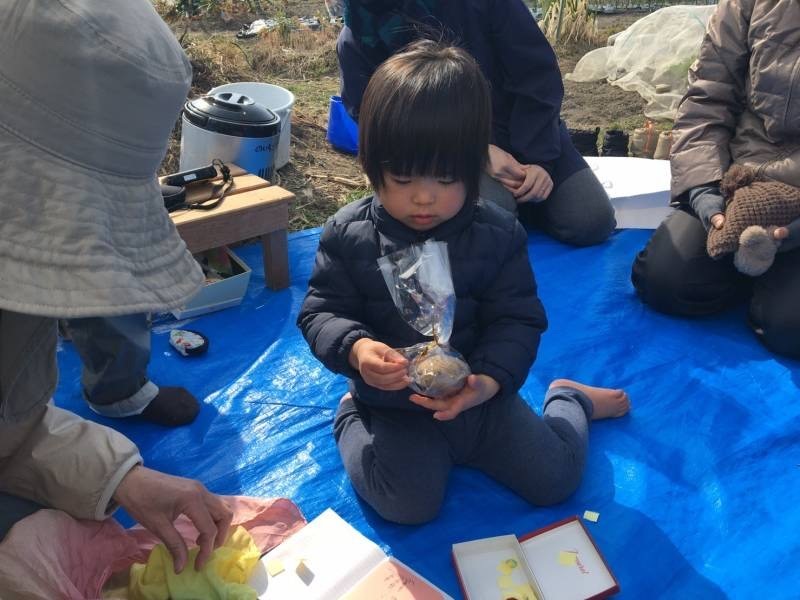 2022.3.9 春の旅立ち ～パン屋とカレンデュラと豆大根&#127833;と…～_c0241656_11544129.jpg