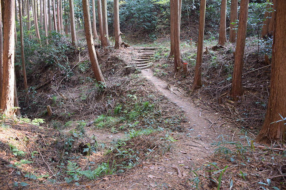 松永久秀終焉の地・信貴山城。 その4 <北曲輪群~松永屋敷跡>_e0158128_20020137.jpg
