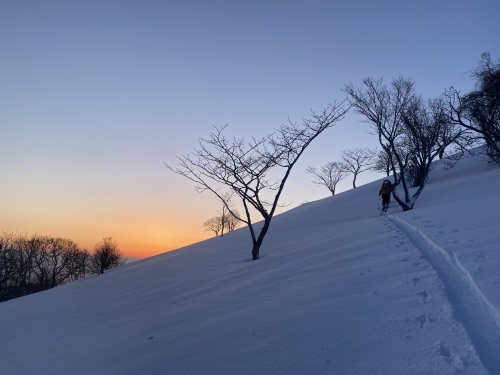塩谷丸山　朝活ご来光スキー_d0198793_19123630.jpg