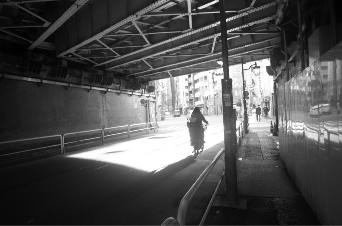 お昼休みつってもほぼ夕方ですが、普段あまり行かない神田駅方面に遅めのランチへ。_a0024248_22421598.jpg