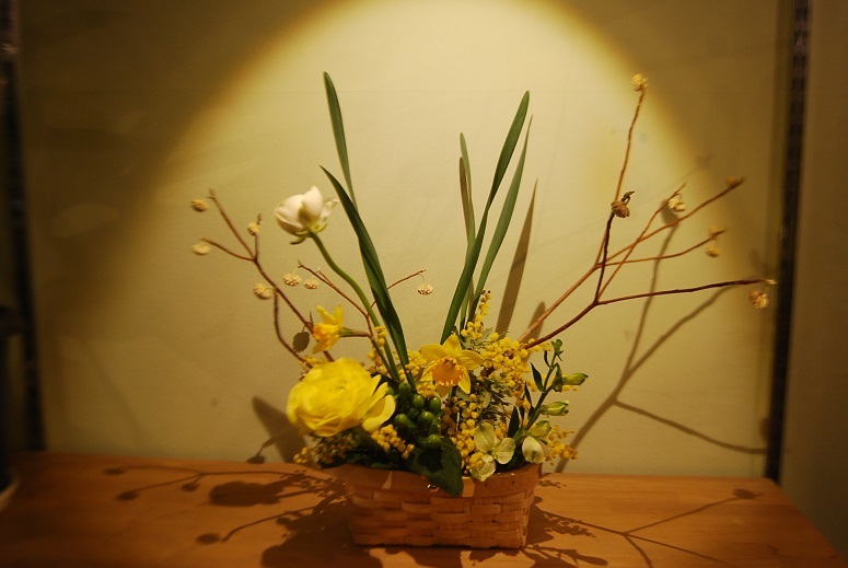3月のフラワーレッスンのご報告_a0201358_18244474.jpg