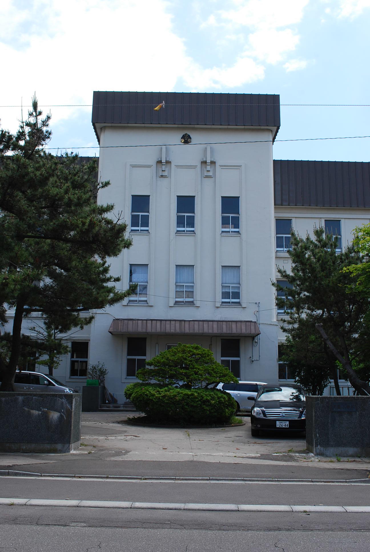 函館市立高盛小学校(函館懐かしの建築)_f0142606_02132685.jpg