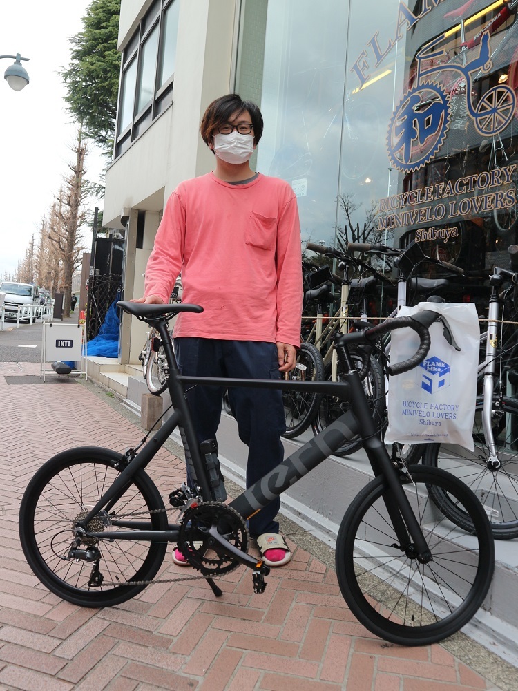 4月2日　渋谷　原宿　の自転車屋　FLAME bike前です_e0188759_17573377.jpg