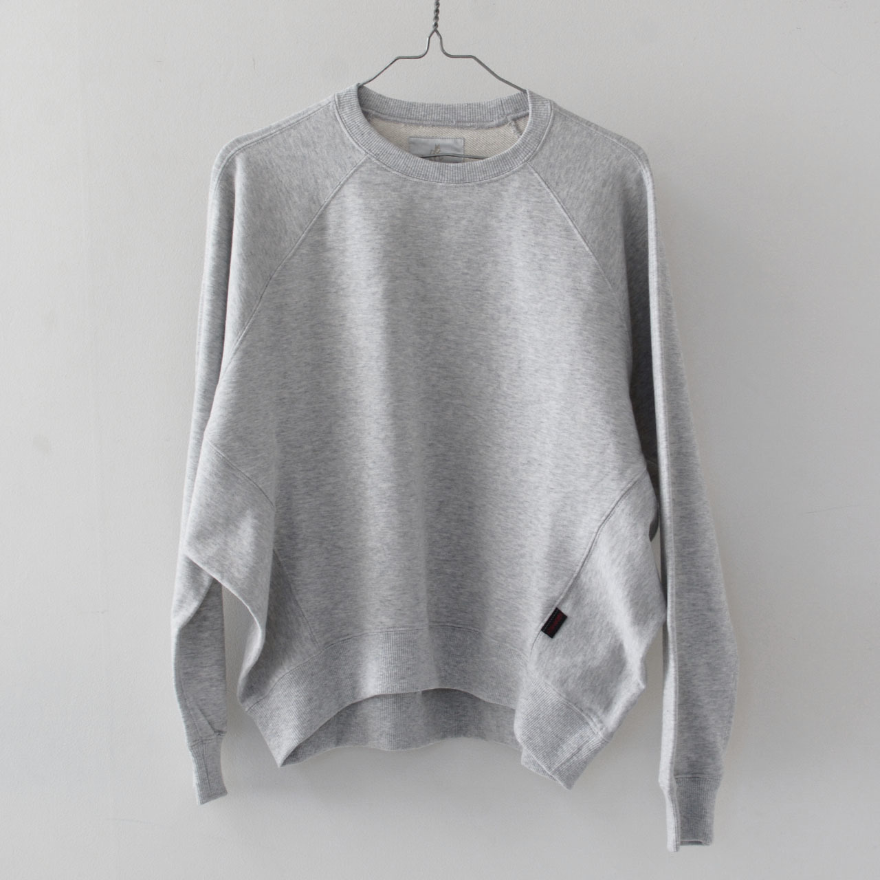 GRAMICCI[グラミチ] DOLMAN SWEATSHIRT [G2SW-J021]_f0051306_09280089.jpg