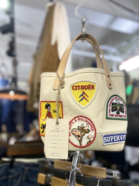 HERITAGE LEATHER WAPPEN TOTE ★★ 「小」&「大」_d0152280_19225831.jpeg