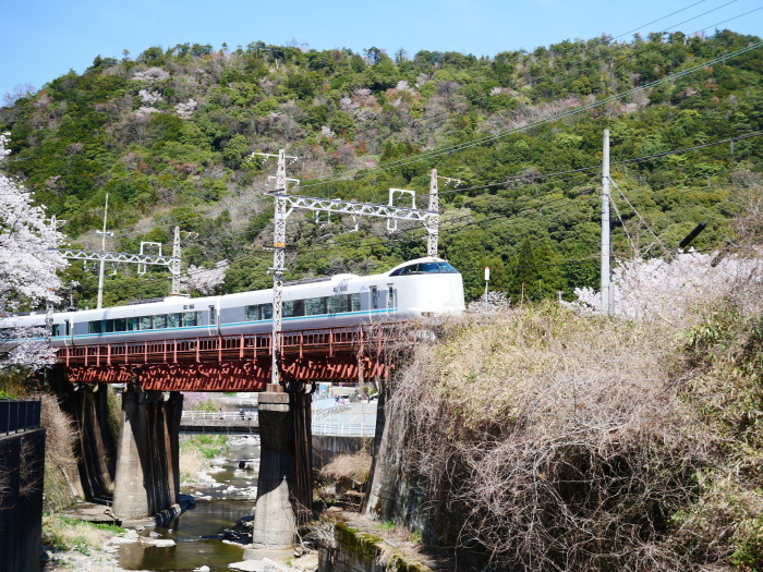 　　山中渓駅（やまなかだにえき）にて　　２０２２-０４-０９　００：００ 　_b0093754_23165929.jpg