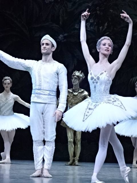 パリ国立オペラ座バレエ”ラ・バヤデール” Ballet de l'Opera de