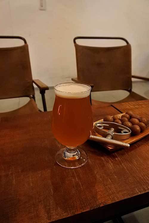 【(山梨グルメ)甲府市「Bar Flint」・・・暖炉の炎に癒される薪ストーブが置かれているバー!!】_a0005436_12225700.jpg