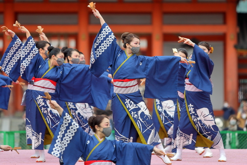 第18回 京都さくらよさこい 藍なり ゲ ジ デ ジ 通 信 第18回 京都さくらよさこい 藍なり ゲ ジ デ ジ 通 信