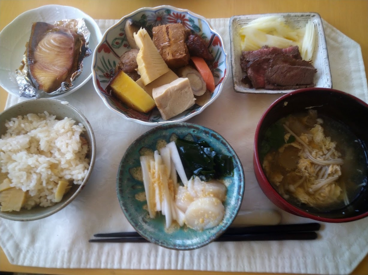 あけのホワイトドロシーパーキンスを奪われました(ノД`)・゜・。_b0331802_23000142.jpg