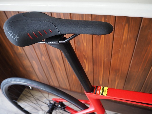 実はまだありますPART2 2021 BMC TEAMMACHINE SLR_c0225621_10344370.jpg