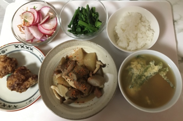 国産豚モツと根菜の煮物_b0417696_08525268.jpeg