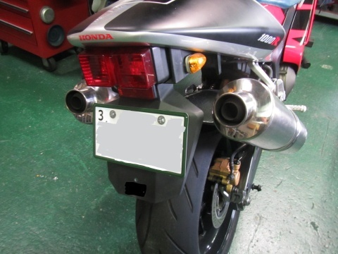 人気TOP VTR1000F SC36 コワース フェンダーレスキット（LED パーツ
