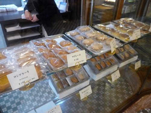 京都・二条「村上開新堂」へ行く。_f0232060_17241959.jpg