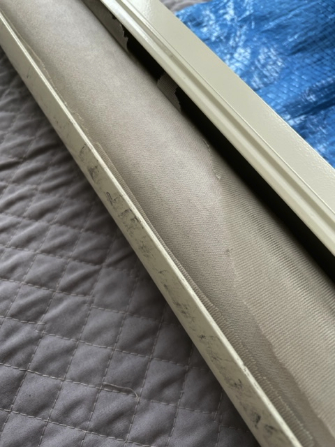 『ハンターダグラス』の『シルエットシェード』のクリーニングを承りました by interior styling of bright_c0157866_20522404.jpg