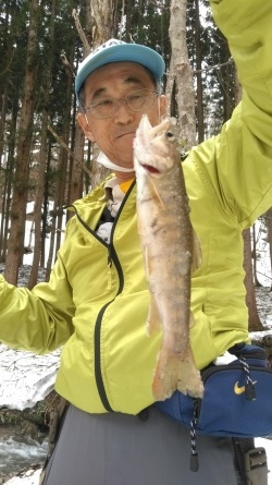 4月14日「イワナ釣り」_c0160368_18080516.jpg