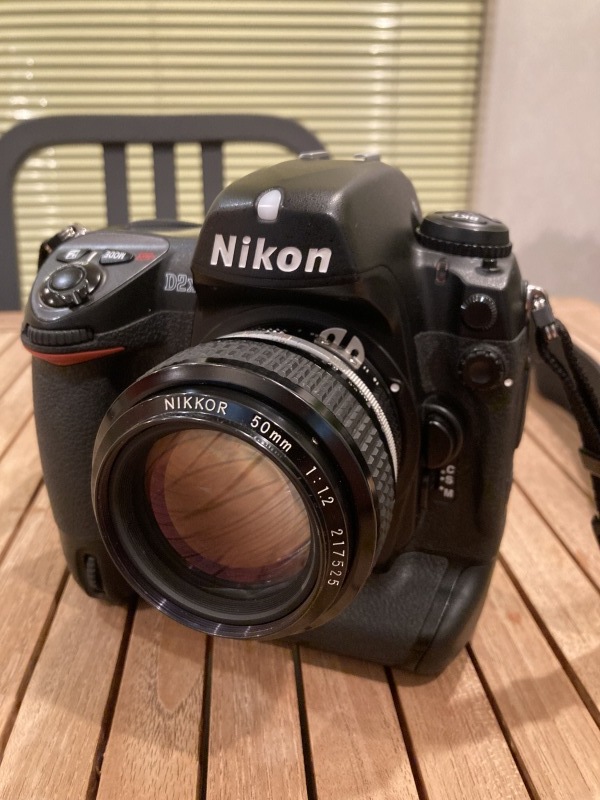 久々のNIKON D2X_d0394696_22221558.jpg