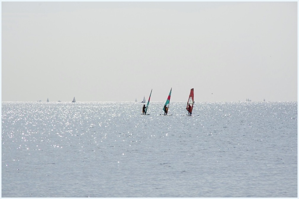 キラキラ海で・・・_c0352813_16292188.jpg