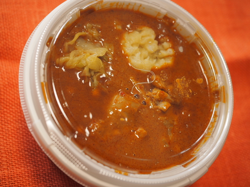 【コンビニカレーの傑作？】 ナイルレストラン監修 ナイルチキンカレー ＠セブンイレブン「華麗なるカレーパーティー」_b0008655_15584888.jpg