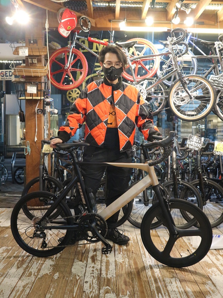 4月17日　渋谷　原宿　の自転車屋　FLAME bike前です_e0188759_18154681.jpg