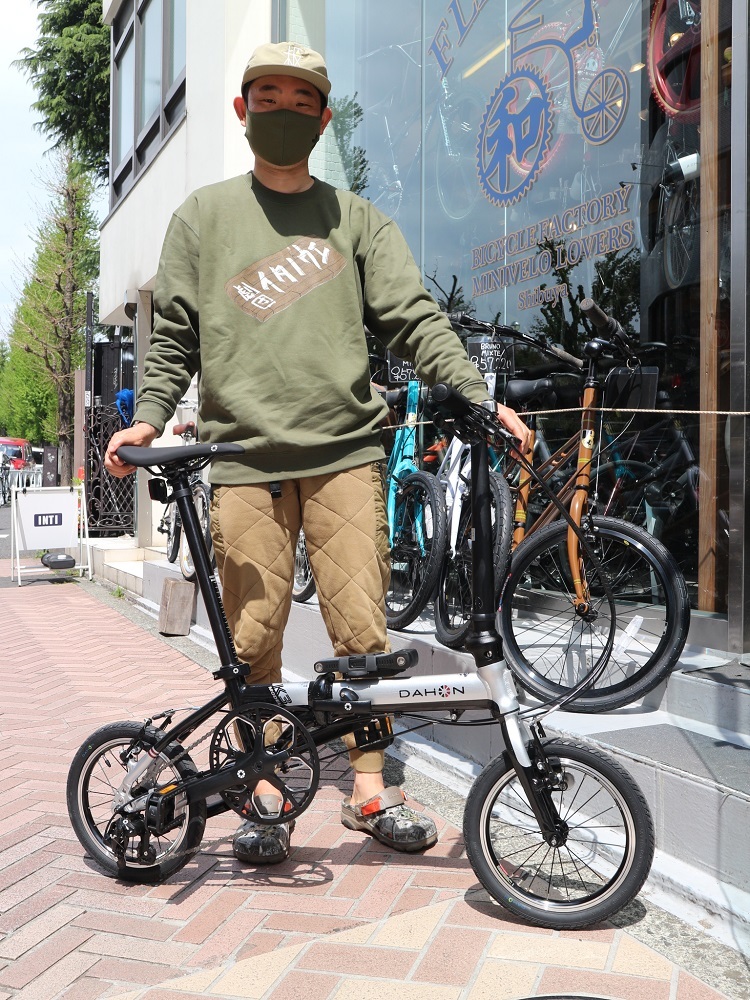 4月17日　渋谷　原宿　の自転車屋　FLAME bike前です_e0188759_18155184.jpg