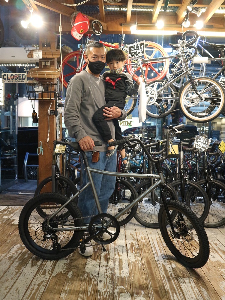 4月17日　渋谷　原宿　の自転車屋　FLAME bike前です_e0188759_18331886.jpg