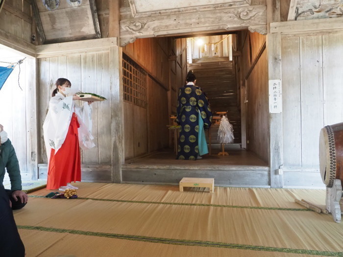 客人神社の種祭り_c0116915_00074614.jpg