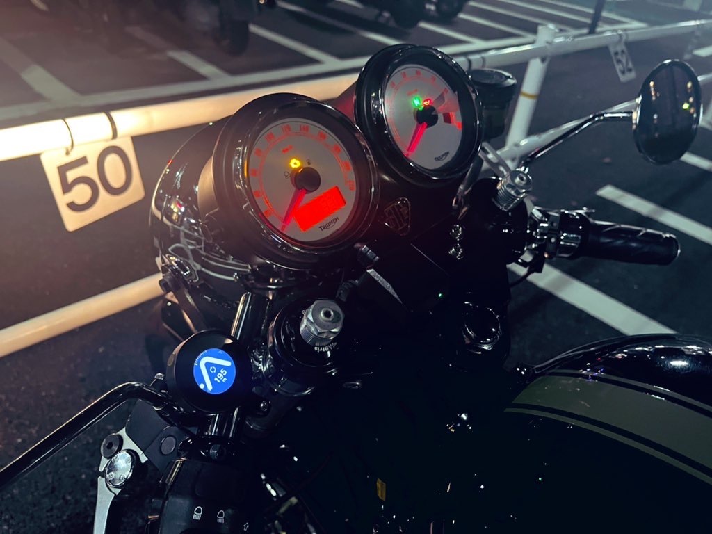 Beeline Moto取り付け&簡単レビュー : 喫茶577