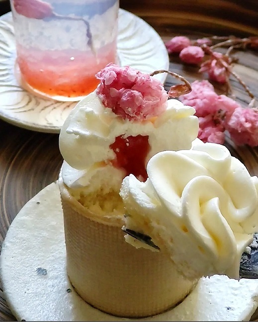 桜のタルト_c0365067_13115919.jpeg