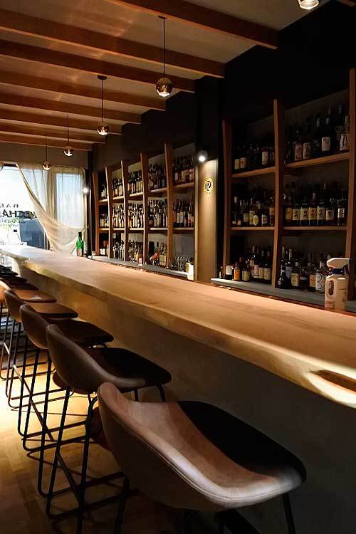 【(山梨グルメ)甲府市「BAR Rechared」・・・「Single malt」&「World Whiskie」&「Cocktail」!! 】_a0005436_19313883.jpg