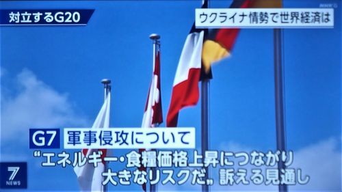 04/20   　  札幌の梅、去年より5日早く開花　　ＣOVID-19感染者47,899(7,496,489)・死者49(29,170)人_c0183777_21142424.jpg