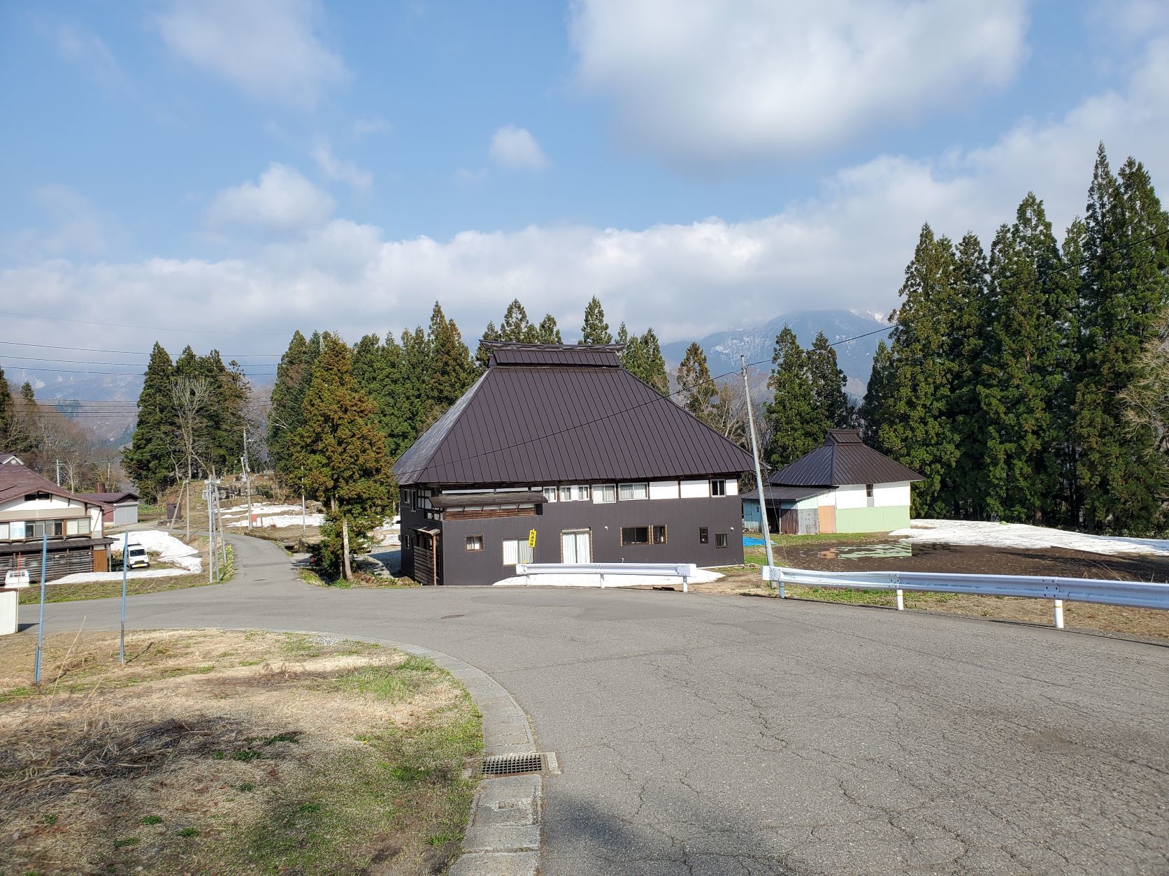 まもなく開所_b0304722_15302060.jpg