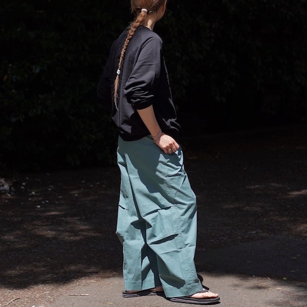 ECRU と BLACK_d0364239_19492557.jpg