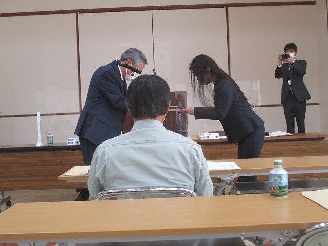 久しぶりのリアルな総会 「商工会議所の商工振興委員」と「駿河台三丁目のいきいきサロンなごみ」_f0141310_08220147.jpg