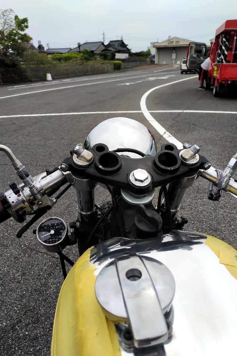 今日も雨予報の中相変..._a0159215_00075708.jpg