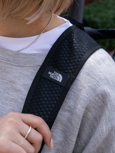 今季の【THE NORTH FACE】は… ギアも見逃し厳禁なんです◎_d0227059_15485375.jpg