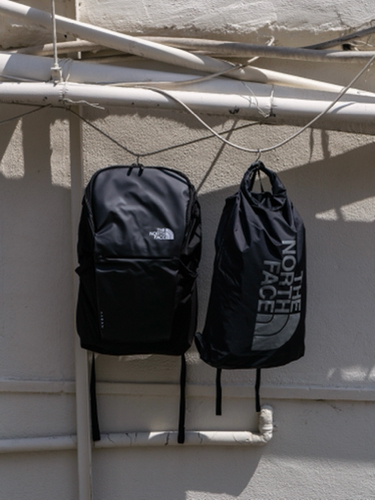 今季の【THE NORTH FACE】は… ギアも見逃し厳禁なんです◎_d0227059_16020994.jpg