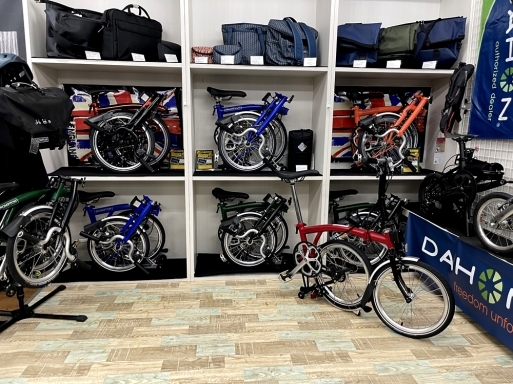 BROMPTON 2022年モデルC-Line入荷しました。とフリー在庫の BROMPTON 2022年モデルC-Line入荷しました。とフリー在庫の