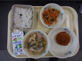 今日の給食_d0172404_12171212.jpg