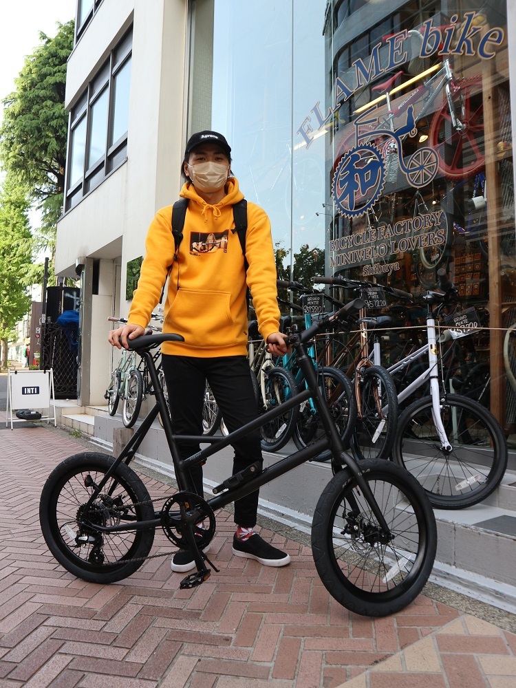 4月28日　渋谷　原宿　の自転車屋　FLAME bike前です_e0188759_18365082.jpg